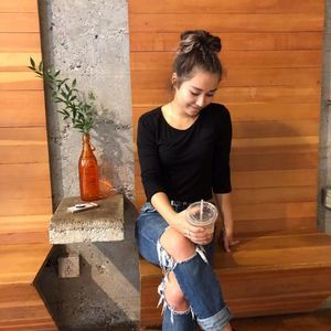 Meet your Posher, Mariko